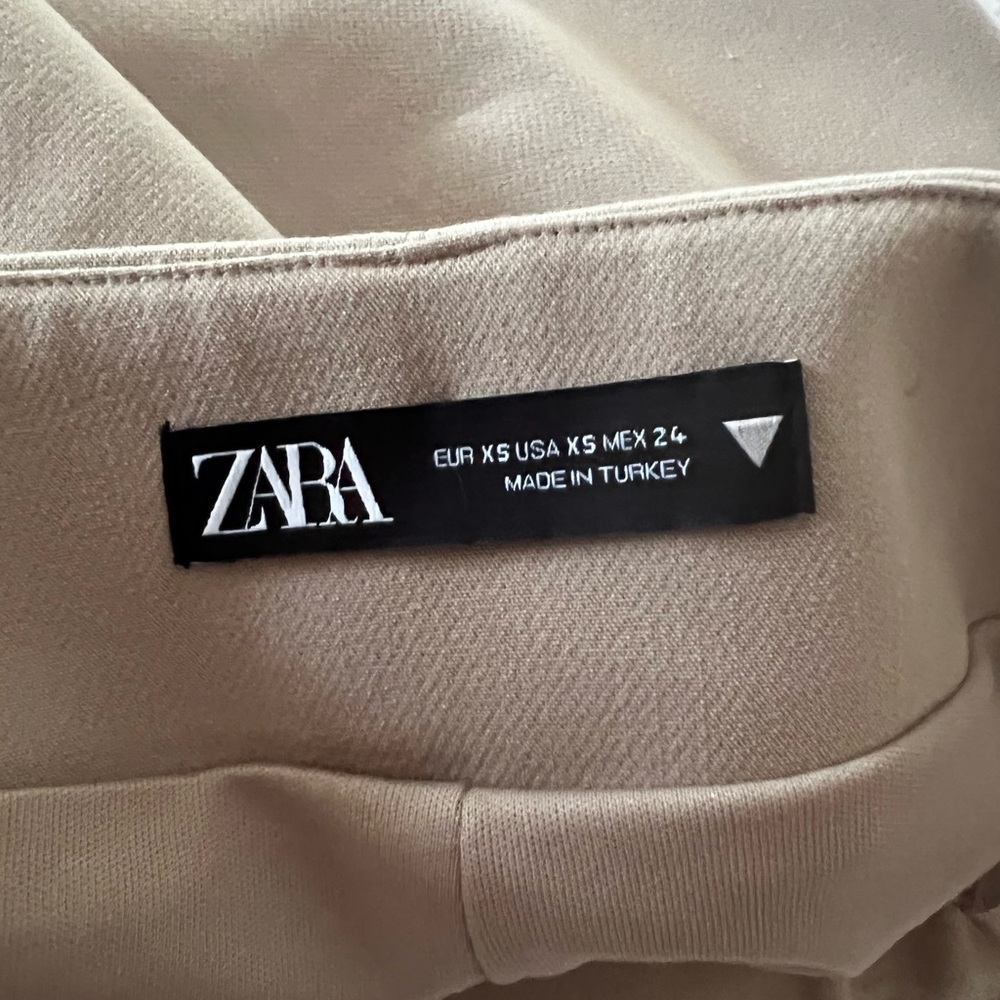 Zara Mini Skirt - Picture 5 of 5